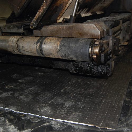 Tapis absorbant hydrocarbures