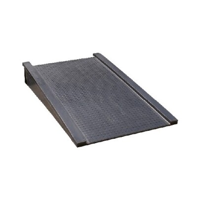 Rampe d'accès pour plate-forme de rétention