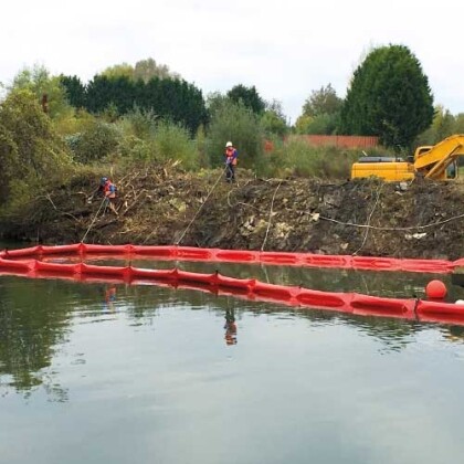 Barrage confinement travaux maritimes