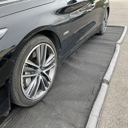 tapis absorbant pour voiture électrique